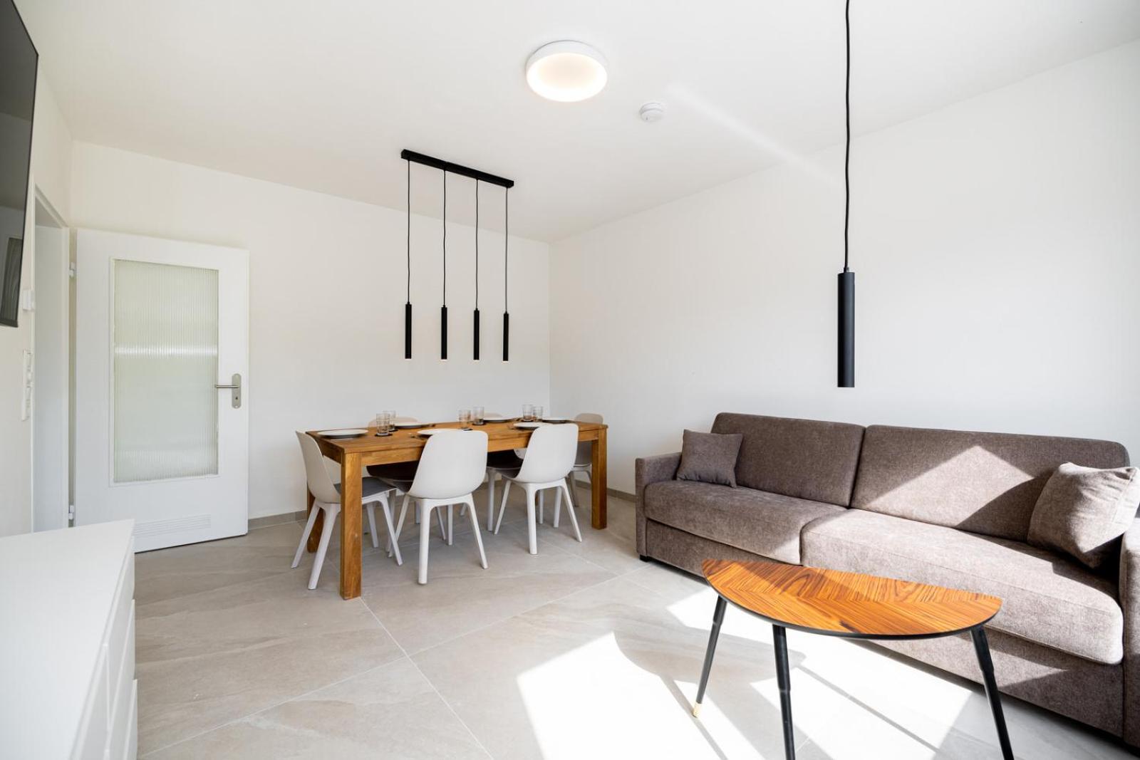 Apartment Penthouse Mit Ausblick *